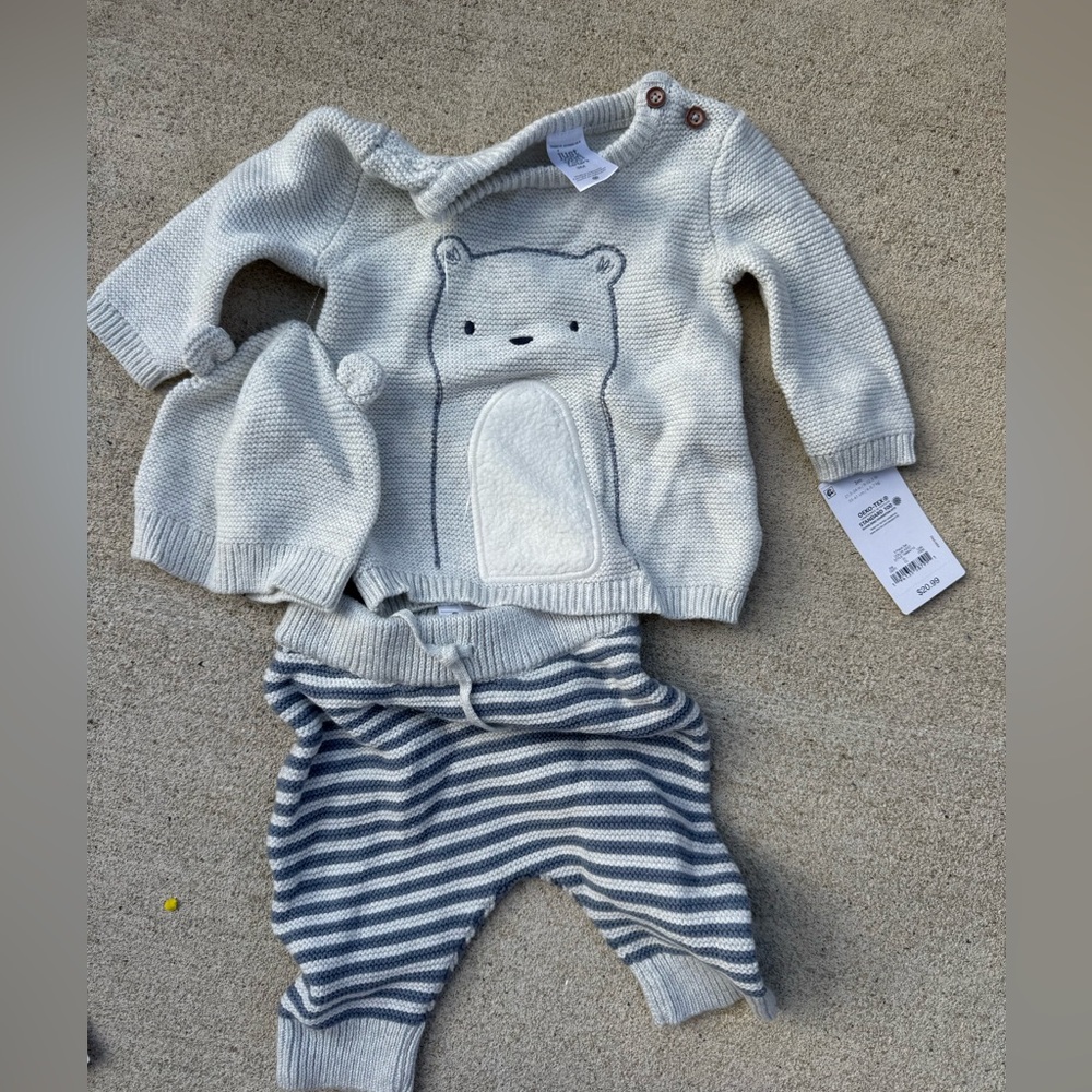 Cozy Gray Bear Knit Kids Matching Set